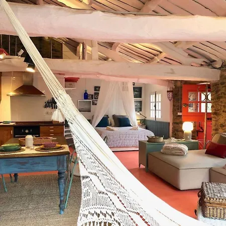 The Cliffs - Cala Porto Do Val * O Vicedo