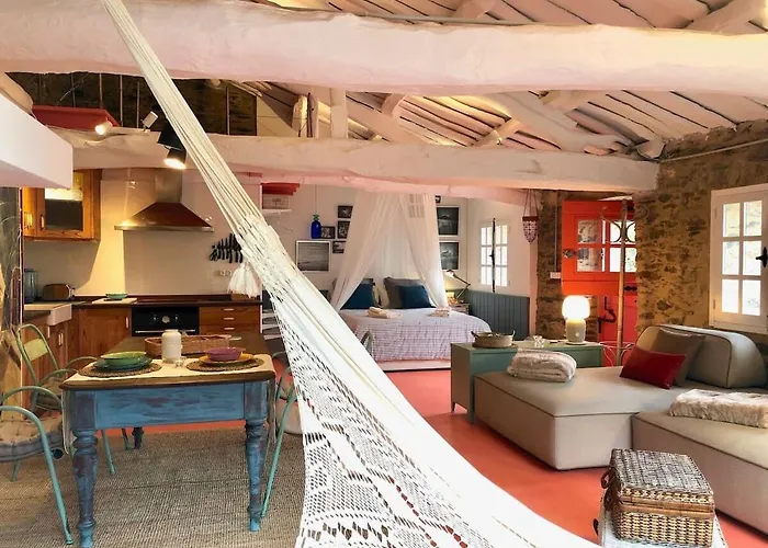 The Cliffs - Cala Porto Do Val * O Vicedo